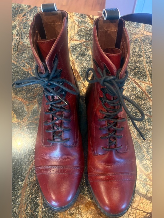 Ariat Women’s Cognac Leather Lace-Up Chukka Paddock Boots - Picture 2 of 11